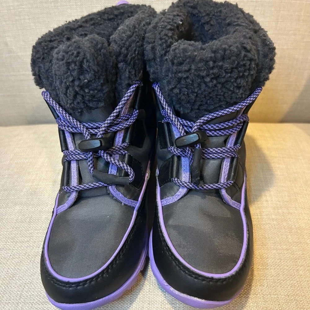 Sorel Whitney II Short Lace Waterproof Winter Boots Black Purple Kids Size 3